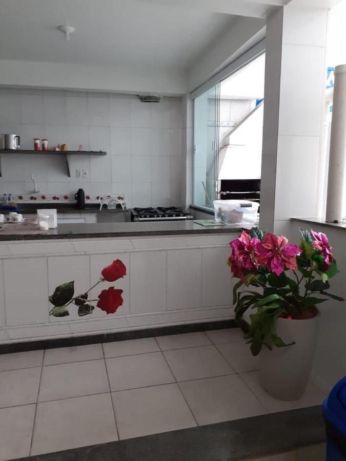 Pousada Vitoria Bed & Breakfast Убатуба Екстериор снимка